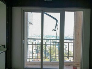 Room in  Apartment at Ganeshpeth Colony – for Sale