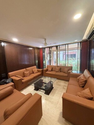 5 BHK Apartment For Sale in K Raheja Maestro, Juhu