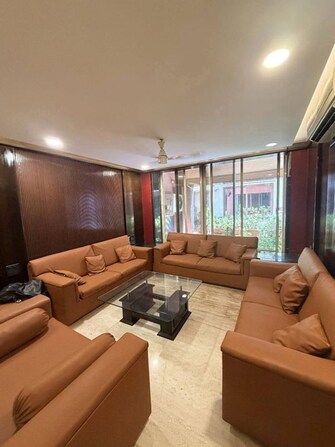 5 BHK + Pooja Room,Servant Room Apartment For Sale in K Raheja Maestro in Juhu, Mumbai