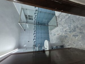 Washroom in 3.5 BHK Apartment at Mayur Vihar – for Sale