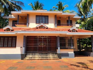  Independent House For Sale in Koyilandy