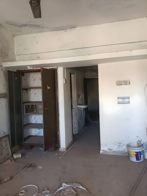 Room in  Apartment at Warasiya – for Sale