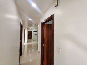   Apartment at Vellangallur – for Sale