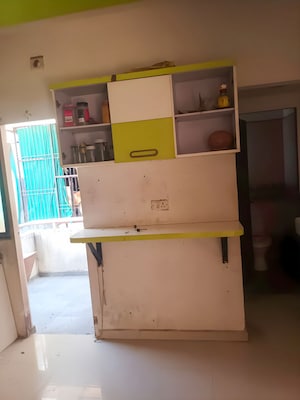 Room in  Apartment at Vadodara – for Sale