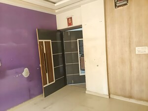 Room in  Apartment at Vadodara – for Sale