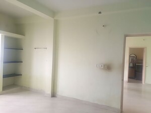 Room in  Apartment at Korattur – for Sale