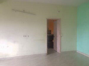Room in  Apartment at Korattur – for Sale