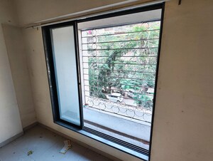 Room in  Apartment at Malad East – for Sale
