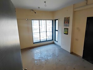 Room in  Apartment at Malad East – for Sale