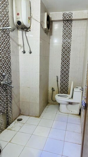 Bathroom in 1 BHK Builder Floor at Chinhat – for Rent