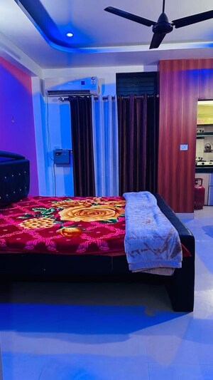 Bedroom in 1 BHK Builder Floor at Chinhat – for Rent