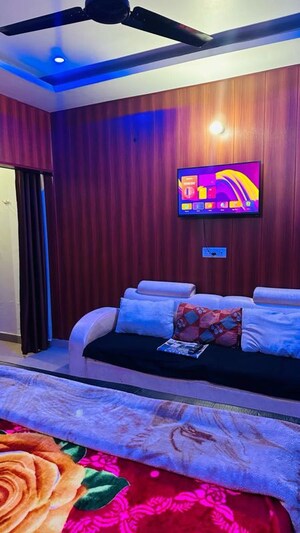 Bedroom in 1 BHK Builder Floor at Chinhat – for Rent