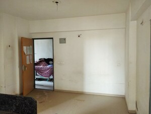 Room in  Apartment at Vatva Gicd – for Sale