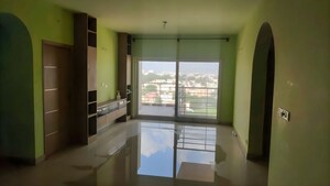 Room in  Apartment at Thanisandra – for Sale