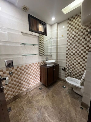 Kitchen in 3 BHK Builder Floor at Sector 31 – for Rent