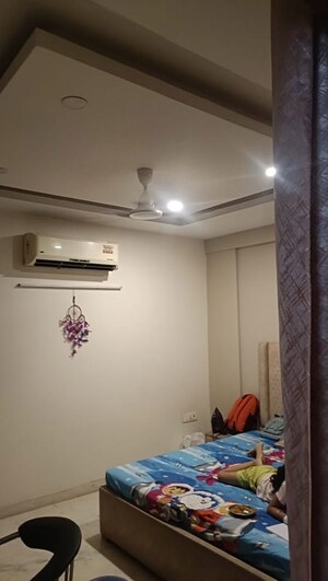Furnished Amenities in 4 BHK Builder Floor at Choma – for Sale