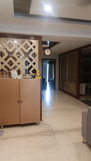 Room in 4 BHK Builder Floor at Choma – for Sale