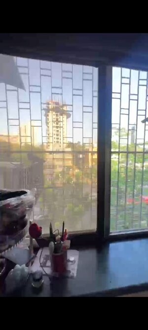 Swimming Pool in 3 BHK Apartment at Sion – for Rent
