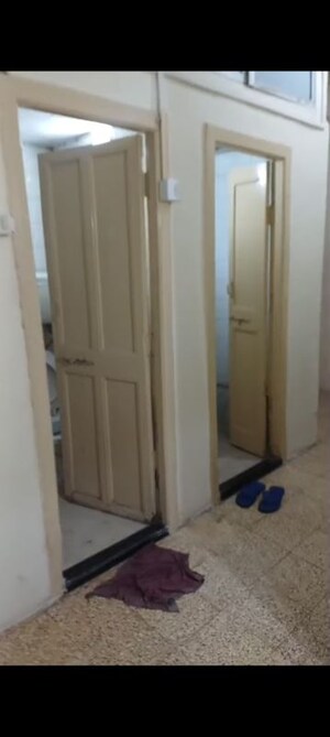 Building Lobby in 2 BHK Apartment at Sion – for Rent