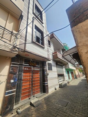  Independent House For Sale in Mahaveer Colony