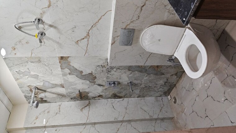 Bathroom, mahindra enclave 3 Bedroom 125 Sq.Yd. Builder Floor In Mahindra Enclave Ghaziabad 10483861