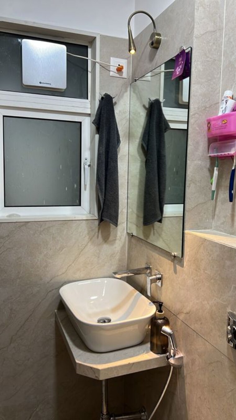 Bathroom, lotus-signature 1 Bedroom 388 Sq.Ft. Apartment In Andheri West Mumbai 10483864