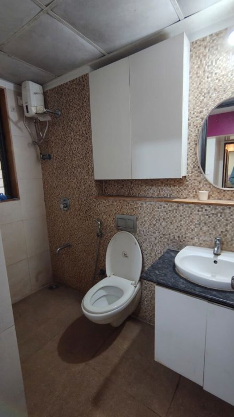 Bathroom, lodha-palava-downtown-dombivli-east 2 Bedroom 734 Sq.Ft. Apartment In Dombivli East Thane 10483869