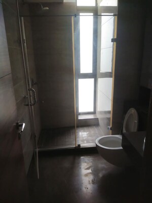 Bathroom in 3 BHK Apartment at M3M Golf Estate, Sector 65 – for Rent