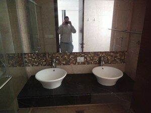 Bathroom in 3 BHK Apartment at M3M Golf Estate, Sector 65 – for Rent