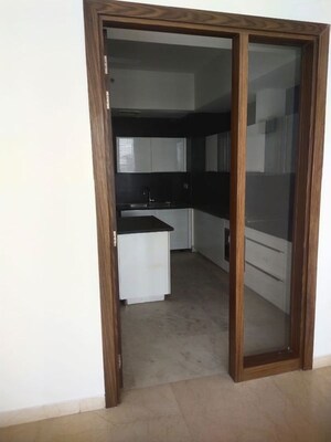 Room in 3 BHK Apartment at M3M Golf Estate, Sector 65 – for Rent