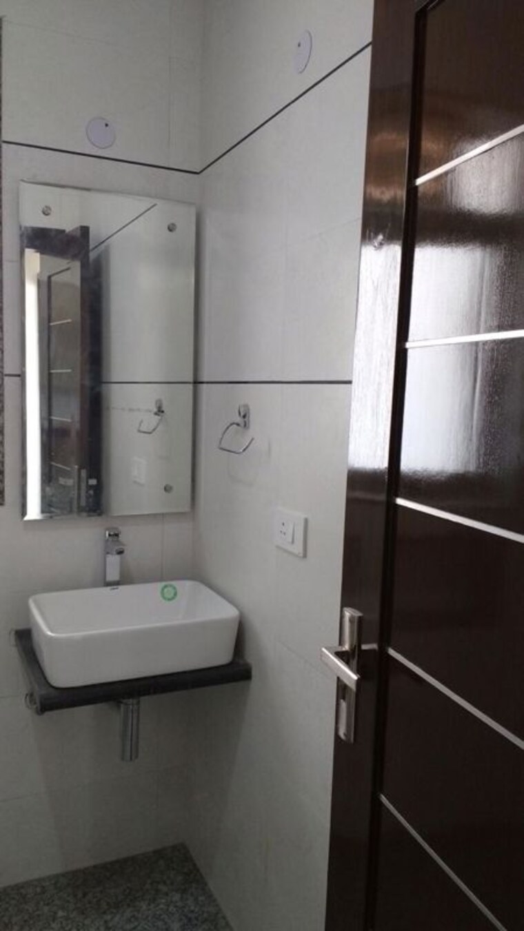 Kitchen, unitech-the-close-south 3.5 Bedroom 2531 Sq.Ft. Apartment In Sector 50 Gurgaon 10483892