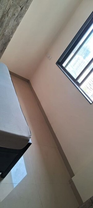 Furnished Amenities in 4 BHK Apartment at The Blue Diamond, Mulund West – for Rent