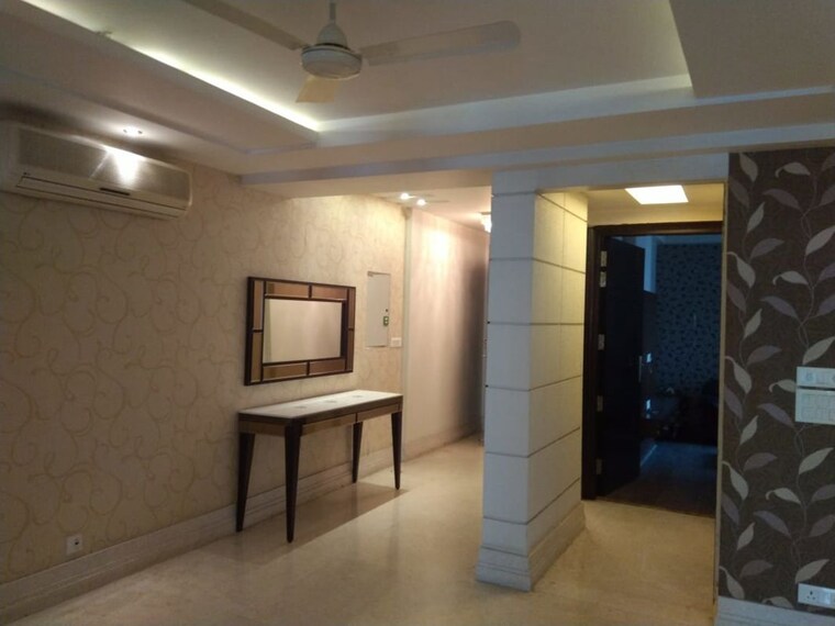 Living Room, unitech-the-close-north 3 Bedroom 2069 Sq.Ft. Apartment In Sector 50 Gurgaon 10483912