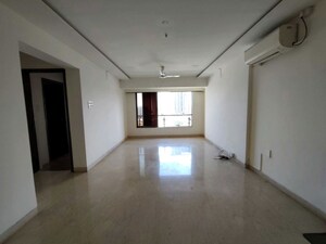 Room in 2 BHK Apartment at Aristo Pearl Residency, Prabhadevi – for Rent