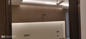 Furnished Amenities in 3 BHK Apartment at Unitech South City II, Sector 50 – for Rent