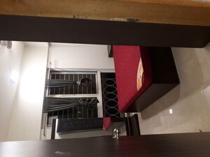 Furnished Amenities in 2 BHK Apartment at Sumit Artista, Santacruz East – for Rent