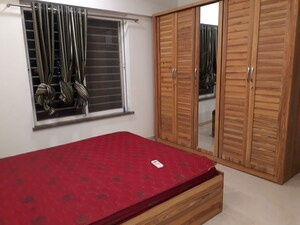 Bedroom in 2 BHK Apartment at Sumit Artista, Santacruz East – for Rent
