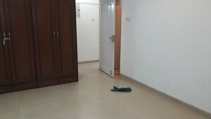 Room in 2 BHK Apartment at Kalina – for Rent