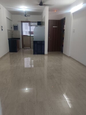 Room in 2.5 BHK Apartment at Tirupati Regalia Phase 2, Vishrantwadi – for Rent