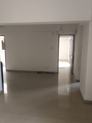Room in 2 BHK Apartment at Tirupati Campus, Tingre Nagar – for Rent