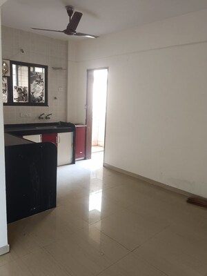 Room in 2 BHK Apartment at Tirupati Campus, Tingre Nagar – for Rent