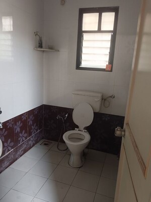 Team Area in 2 BHK Apartment at Tirupati Campus, Tingre Nagar – for Rent