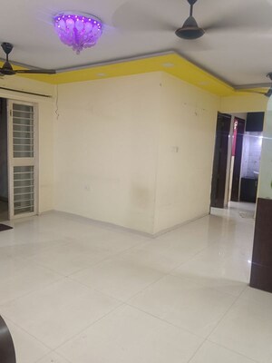 Room in 2 BHK Apartment at Shriram La Tierra, Vishrantwadi – for Rent
