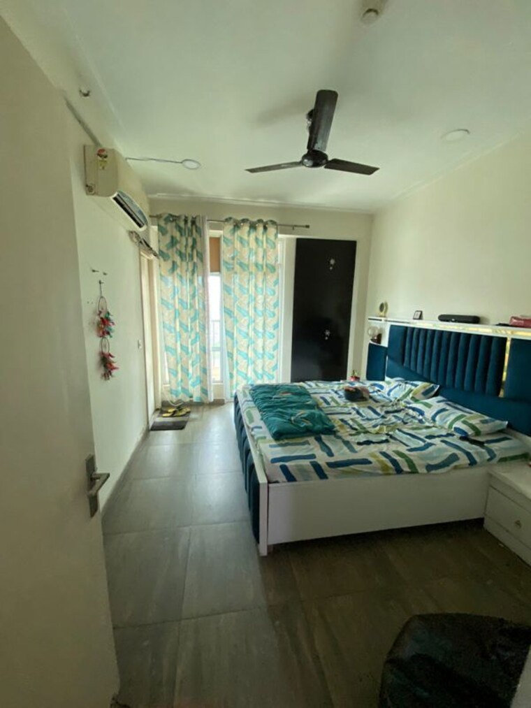 Bedroom, gaur-city-2-12th-avenue 2.5 Bedroom 1225 Sq.Ft. Apartment In Sector 16c Greater Noida Greater Noida 10483991