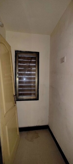 Room in 2 BHK Apartment at Sundew Swastik Park Bhandup West, Bhandup West – for Rent