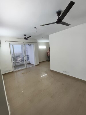 Room in 2 BHK Apartment at 3C Lotus Panache, Sector 110 – for Rent