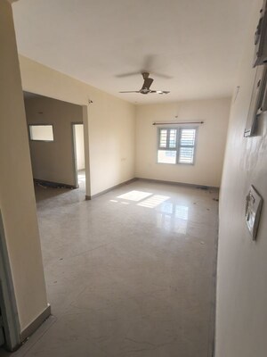 Room in 3 BHK Apartment at BBD Green City, Gomti Nagar – for Rent
