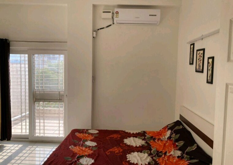 Bedroom, paramount-golf-forest-studio-apartments-oak-tower 3 Bedroom 2185 Sq.Ft. Apartment In Zeta I Greater Noida Greater Noida 10483882