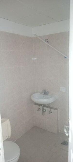 Bathroom in 4 BHK Builder Floor at BPTP Parkland Pride Phase 2, Sector 77 – for Rent