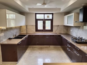 Kitchen in 3 BHK Builder Floor at Auram Floor, South City 2 – for Rent